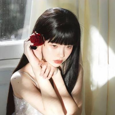 草叶之下 在线观看